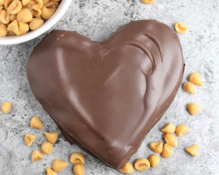 Chocolate Peanut Butter Valentine’s Heart