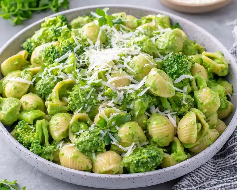 Easy Healthy Broccoli Pasta