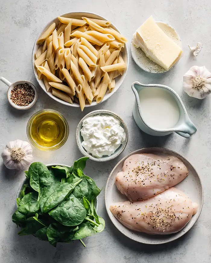 Healthy Garlic Chicken Pasta ingredients